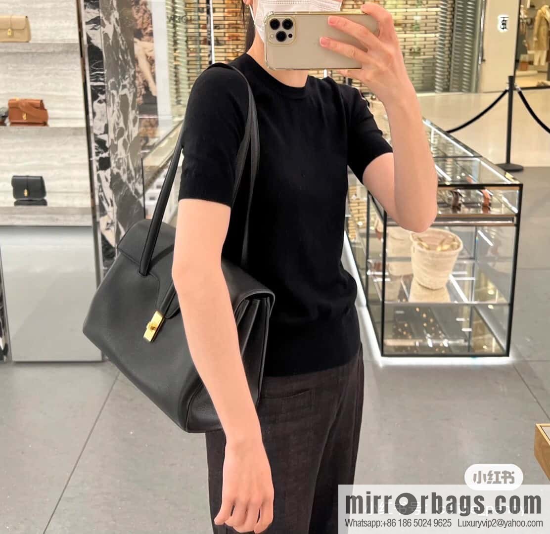 [Premium quality, all-steel hardware] CELINE Soft 16 large, plain beef leather (fabric) soft handbag, number: 194043CR4.04LU