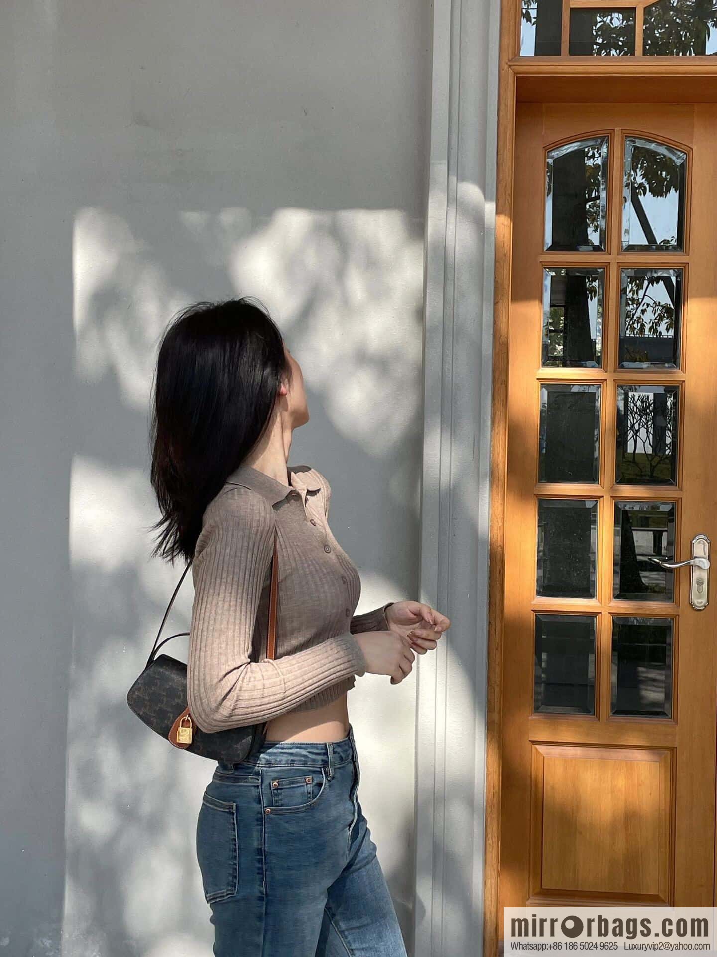 [Premium quality, all-steel hardware 】 𝗖𝗘𝗟𝗜𝗡𝗘 | 𝗧𝗔𝗕𝗢𝗨 𝗖𝗟𝗨𝗧𝗖𝗛 𝗕𝗮𝗴 padlock bag, model: 101593