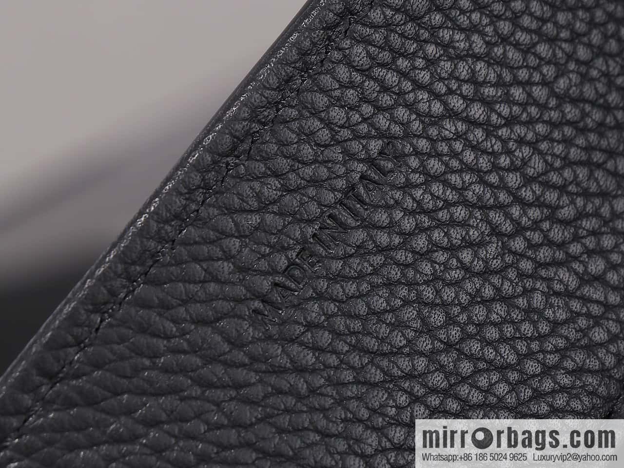 [Premium quality, all-steel hardware] CELINE Soft 16 large, plain beef leather (fabric) soft handbag, number: 194043CR4.04LU