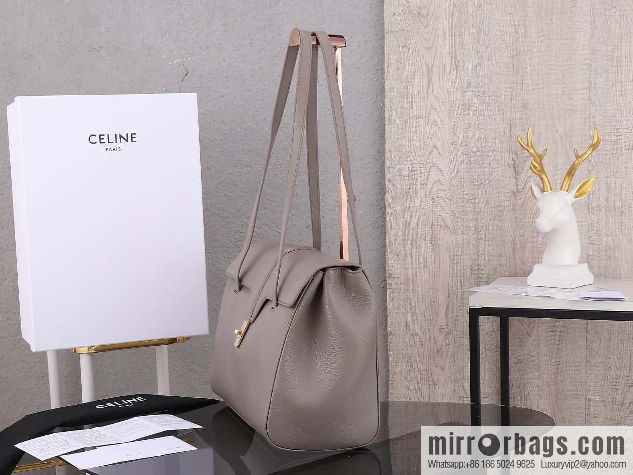 [Premium quality, all-steel hardware] CELINE Soft 16 large, plain beef leather (fabric) soft handbag, number: 194043CR4.04LU