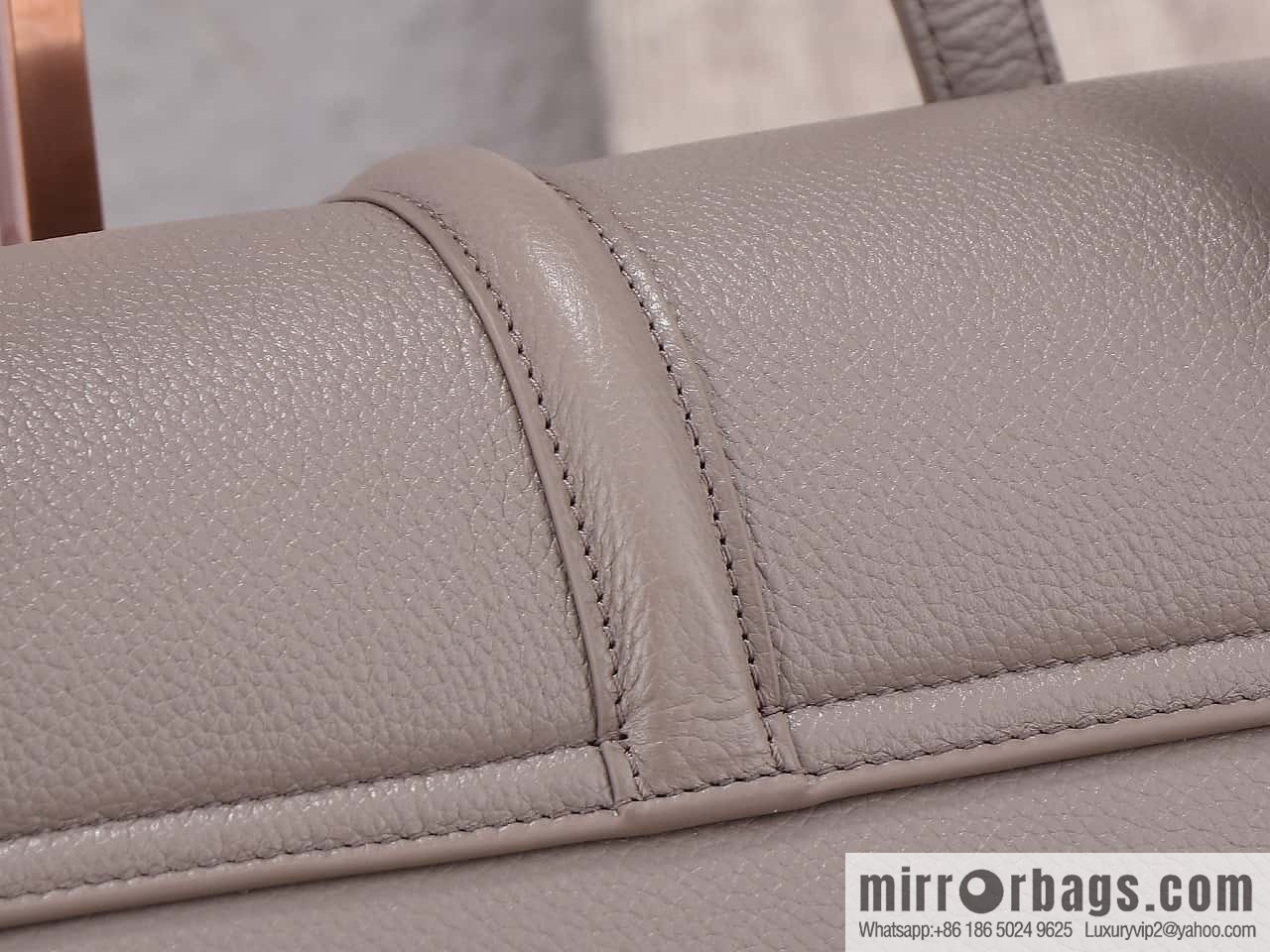 [Premium quality, all-steel hardware] CELINE Soft 16 large, plain beef leather (fabric) soft handbag, number: 194043CR4.04LU
