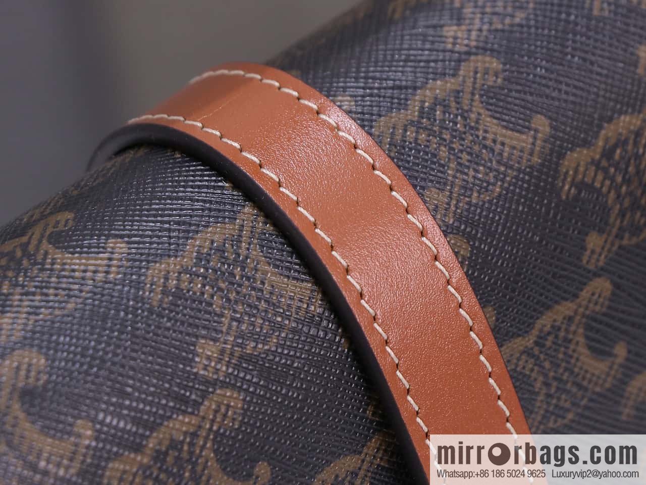 [Premium quality, all-steel hardware 】 𝗖𝗘𝗟𝗜𝗡𝗘 | 𝗧𝗔𝗕𝗢𝗨 𝗖𝗟𝗨𝗧𝗖𝗛 𝗕𝗮𝗴 padlock bag, model: 101593
