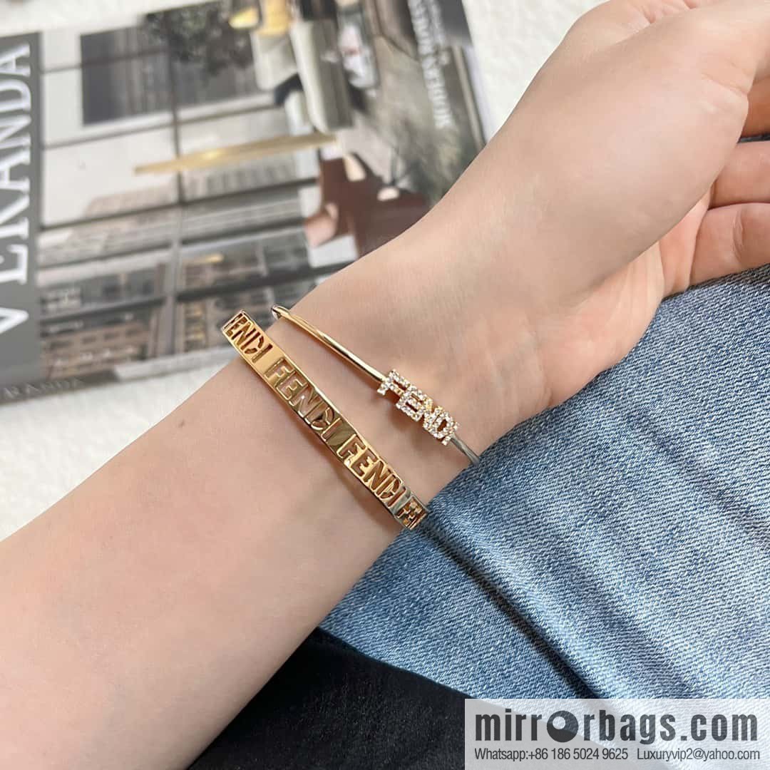 ❗New ❗️ ☀ with drill 290 hollow 310 ☀ new FENDI hollow letter bracelet bracelet ☀