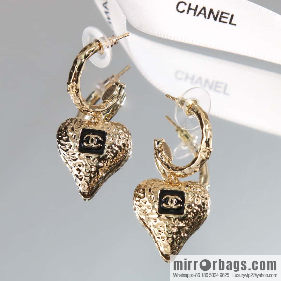 ☀️New ☑️ chanel c2 double c peach heart love earrings earrings ☀️