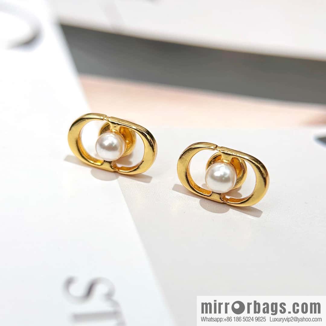 New ☑️ DIOR CD pearl earrings stud earrings