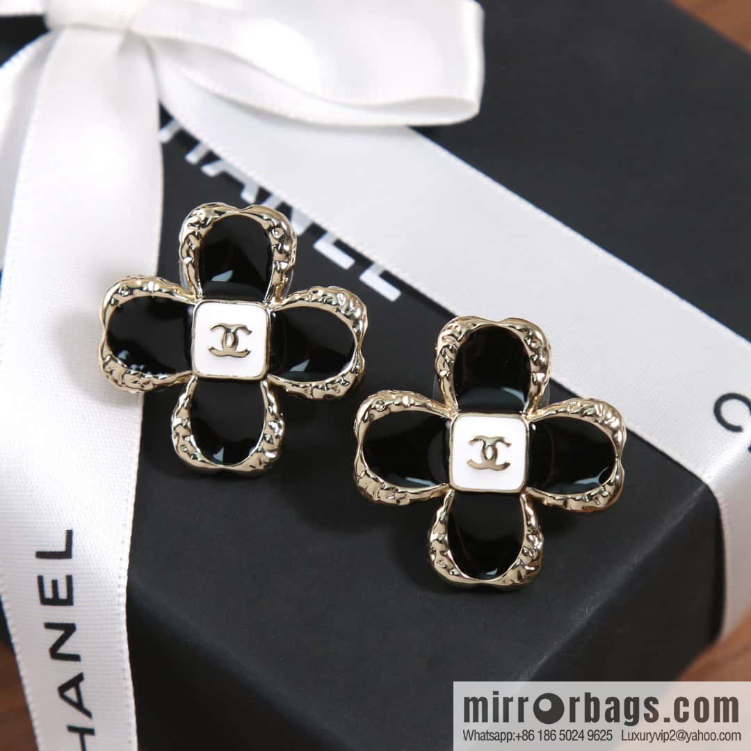 New, Chanel c1 double c four-leaf clover earrings