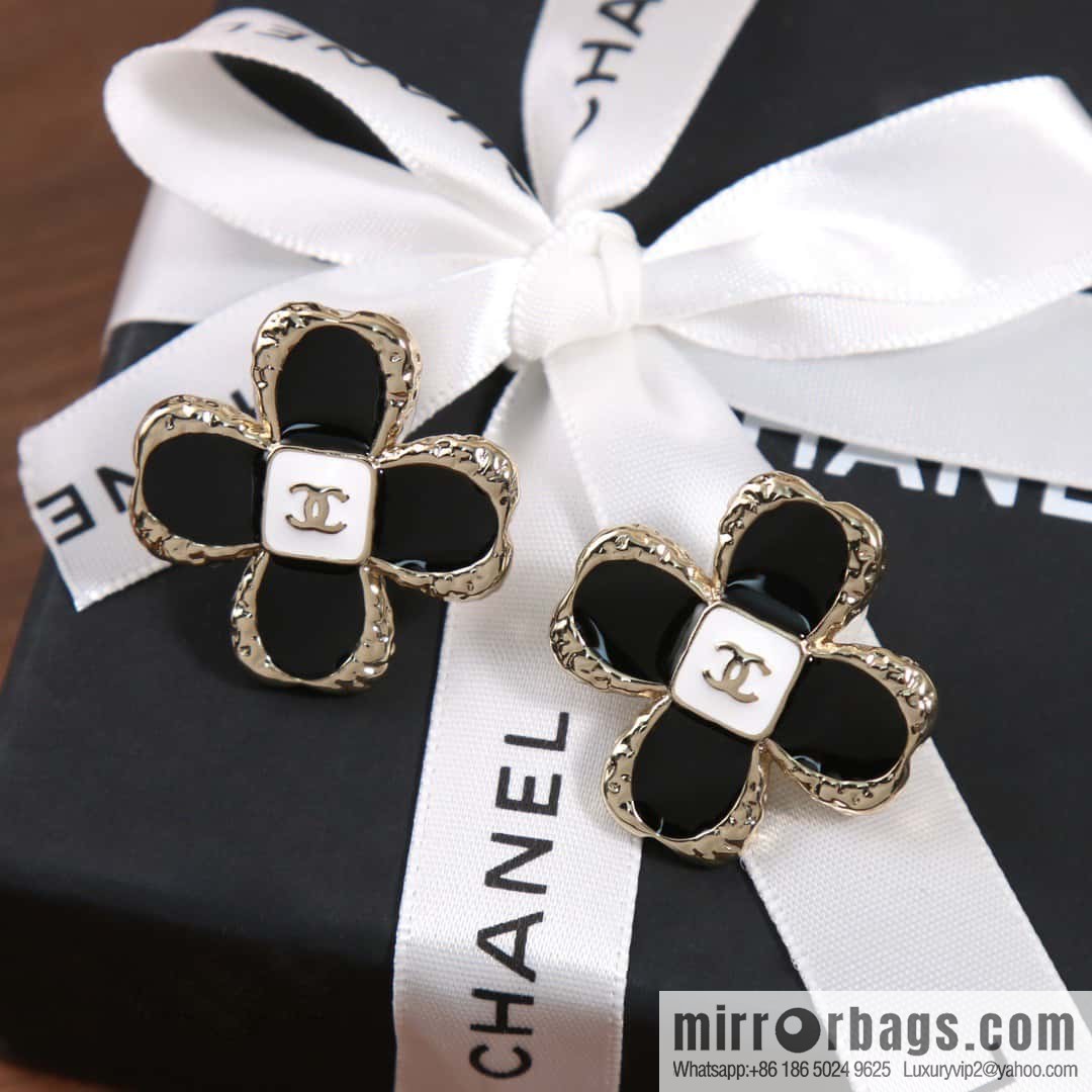 New, Chanel c1 double c four-leaf clover earrings