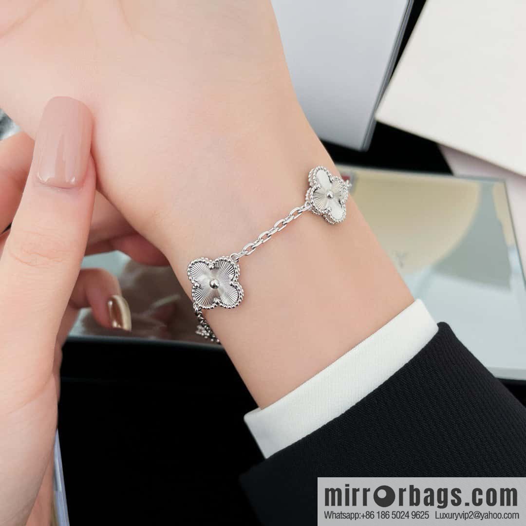 ❗️CNC version ❗️ ☀️ Van Cleef & Arpels silver engraved laser four-leaf clover five-flower bracelet ☀️ (copy)