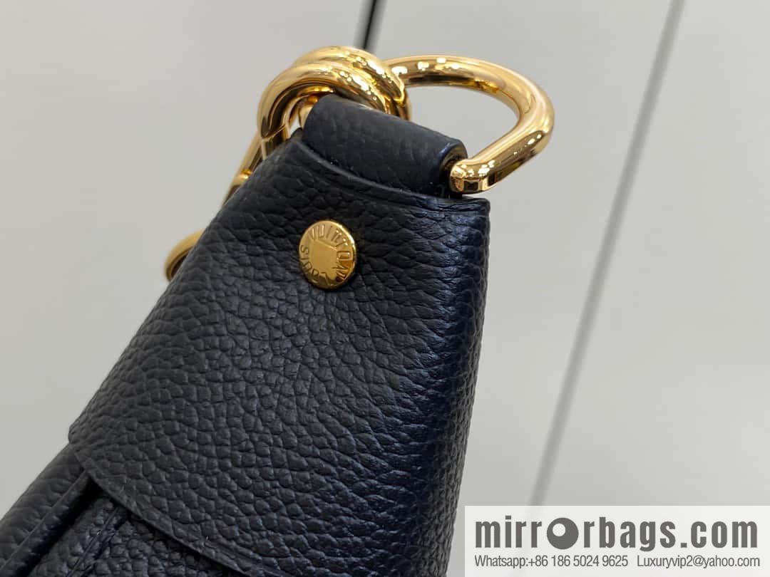 [Boutique‑grade] M46725 black full leather, moon bag series, this Loop Hobo handbag.