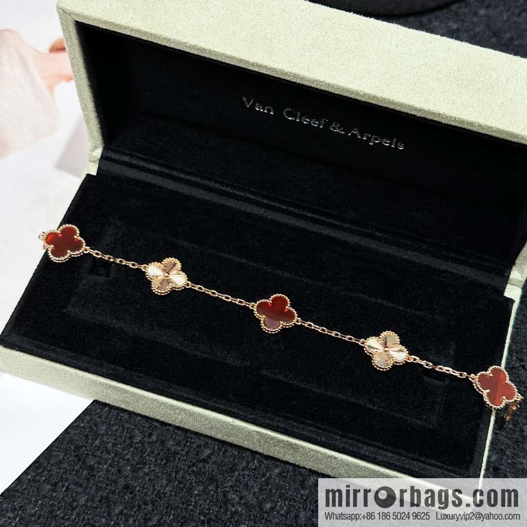 ❗️CNC version ❗️ ☀️ Van Cleef & Arpels engraved laser agate four-leaf clover five-flower bracelet ☀️ (copy) (copy)