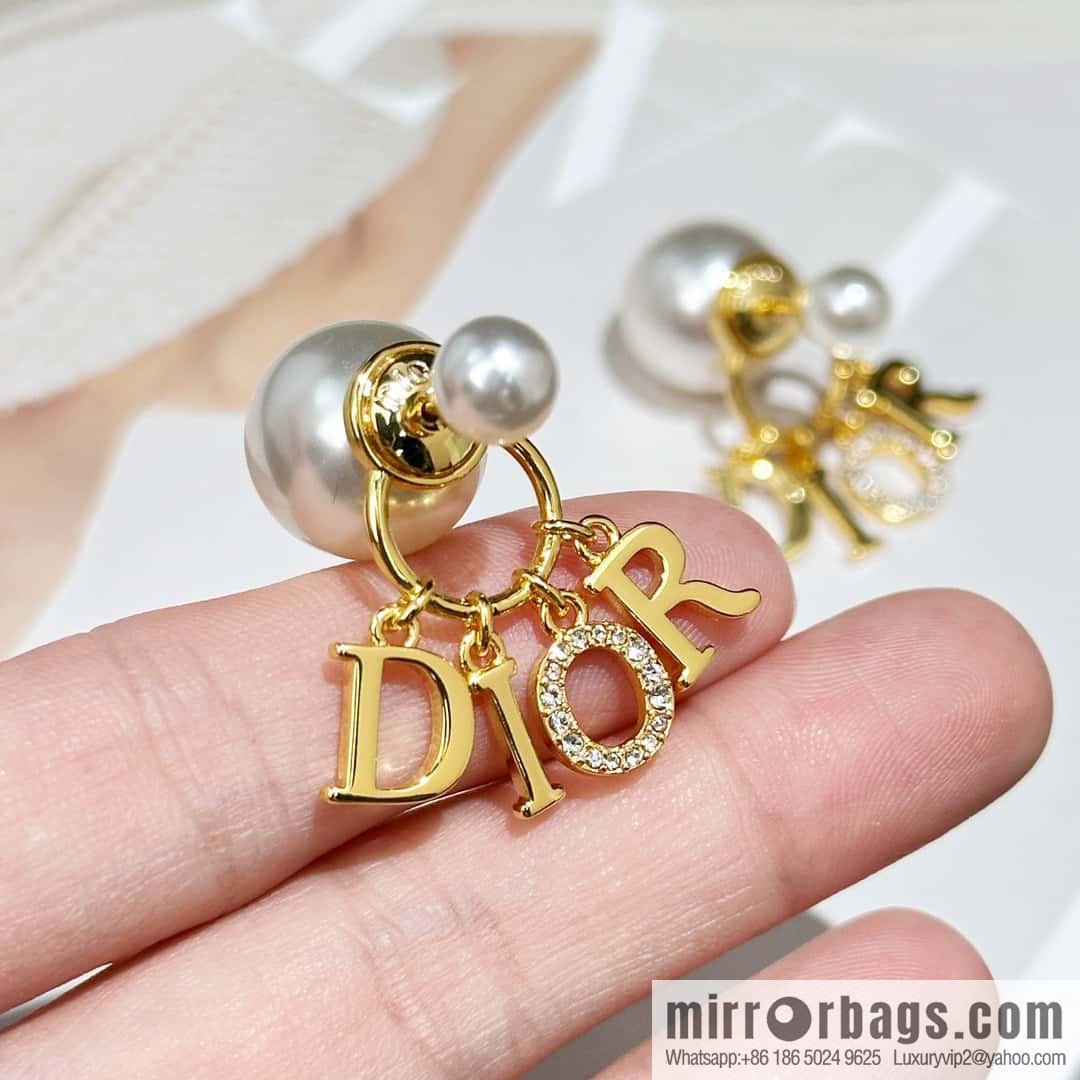 New ☑️ DIOR tassel letter size pearl earrings stud earrings