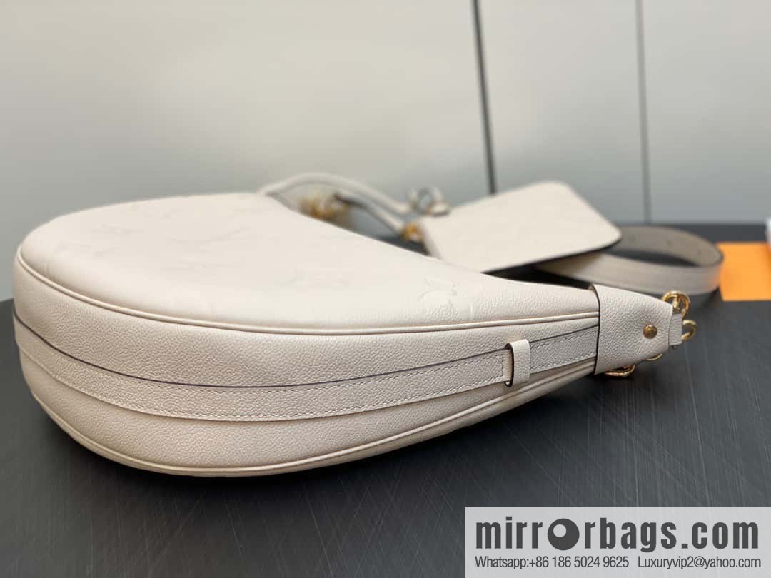 [Boutique‑grade] M46725 meters white full leather, moon bag series, this Loop Hobo handbag.