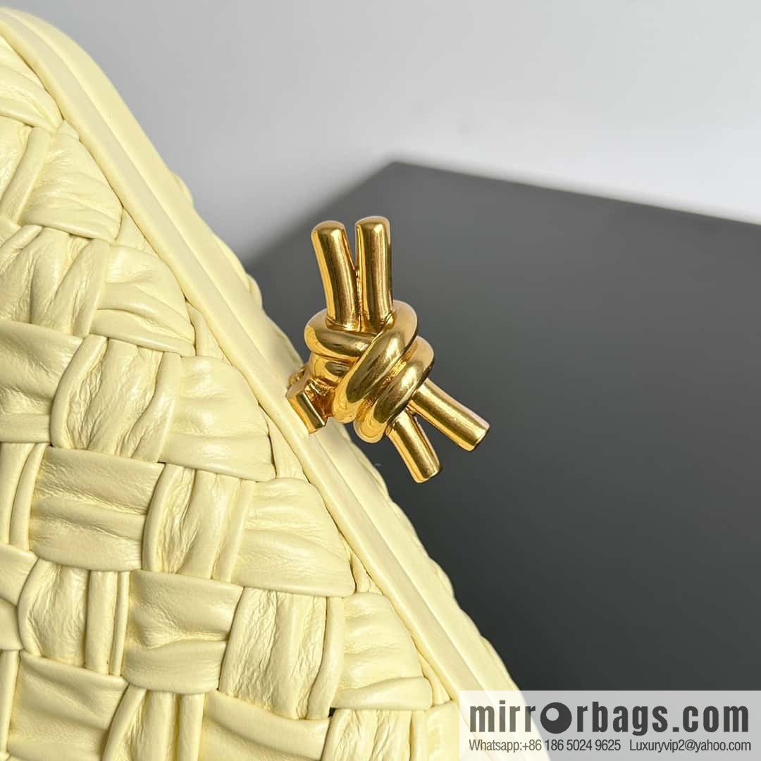 Bottega Veneta BV Knot | minaudiere: 717622 Ice Cream Color