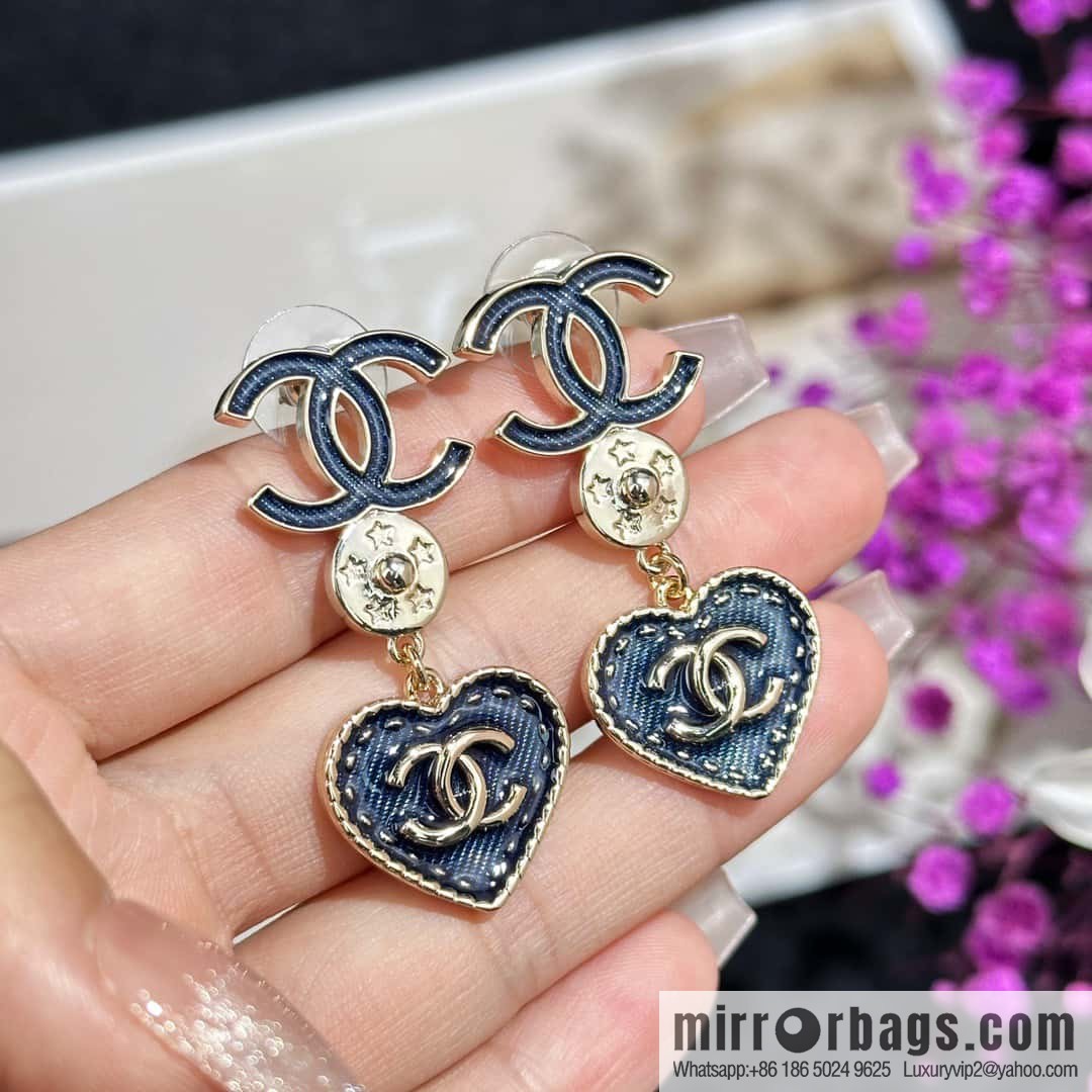 ❗️New ❗️☀️ new ☑️ chanel c3 double c denim peach heart love stud earrings ☀️