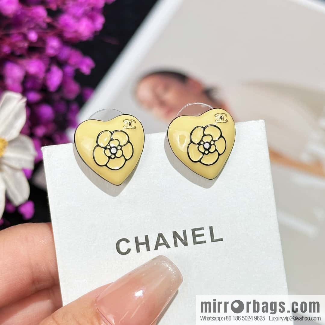 ❗️New ❗️ ☀️ new ☑️ chanel c1 double c camellia peach heart love stud earrings ☀️