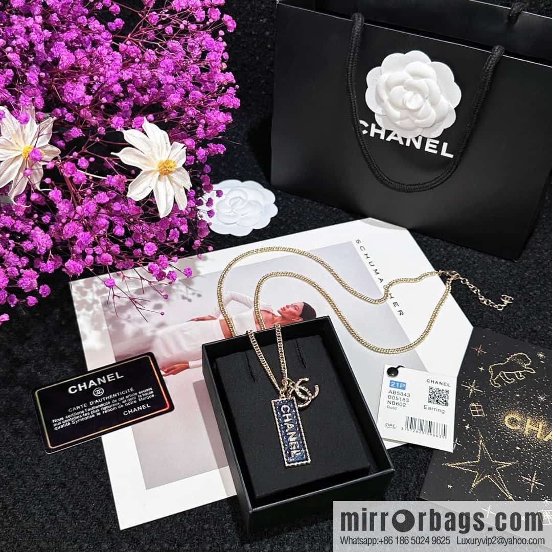 ❗️New ❗️ Chanel necklace ☀️ new ☑️ Chanel double c denim brand long necklace ☀️