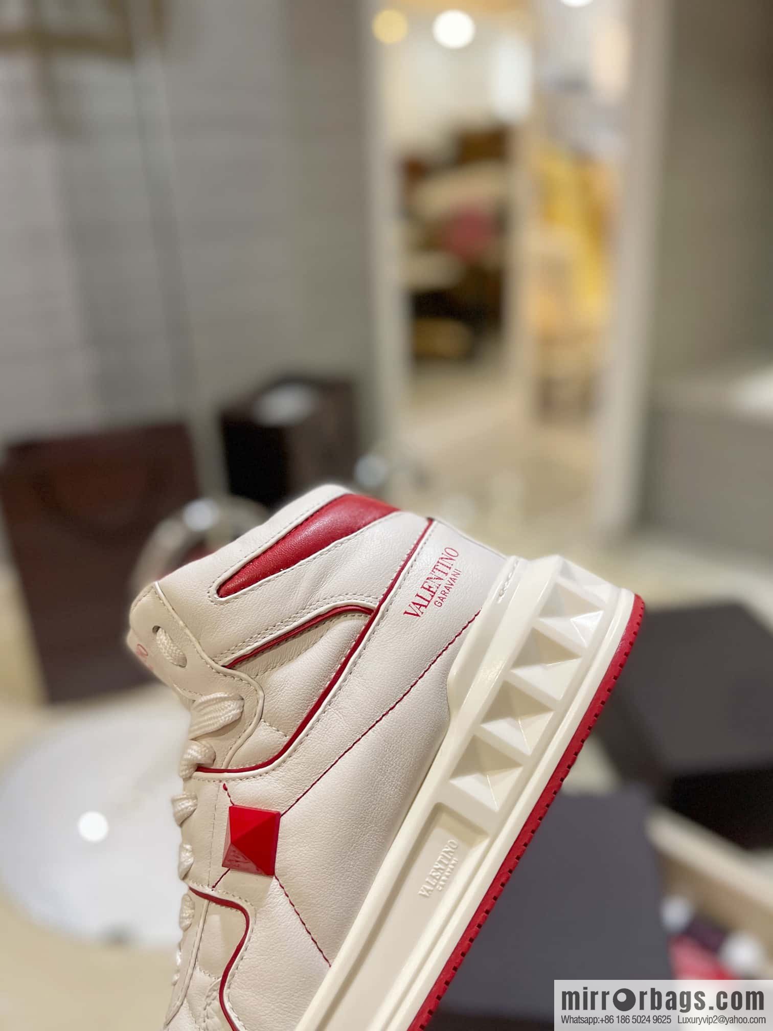 🐰🐰The highest-end high-top, the latest couple casual sports shoes at the franchise store, high-top shoes.