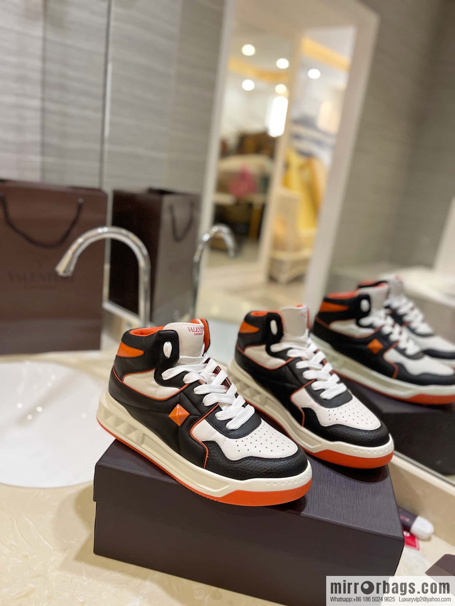 🐰🐰The highest-end high-top, the latest couple casual sports shoes at the franchise store, high-top shoes.