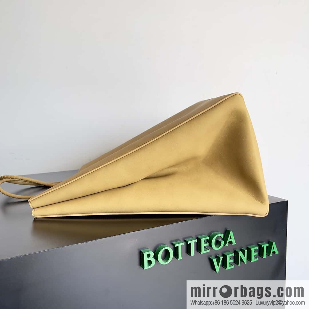 Bv 2023 early autumn new product Brown Bag fun kraft paper bag, model number: 741557 large leather paper tray