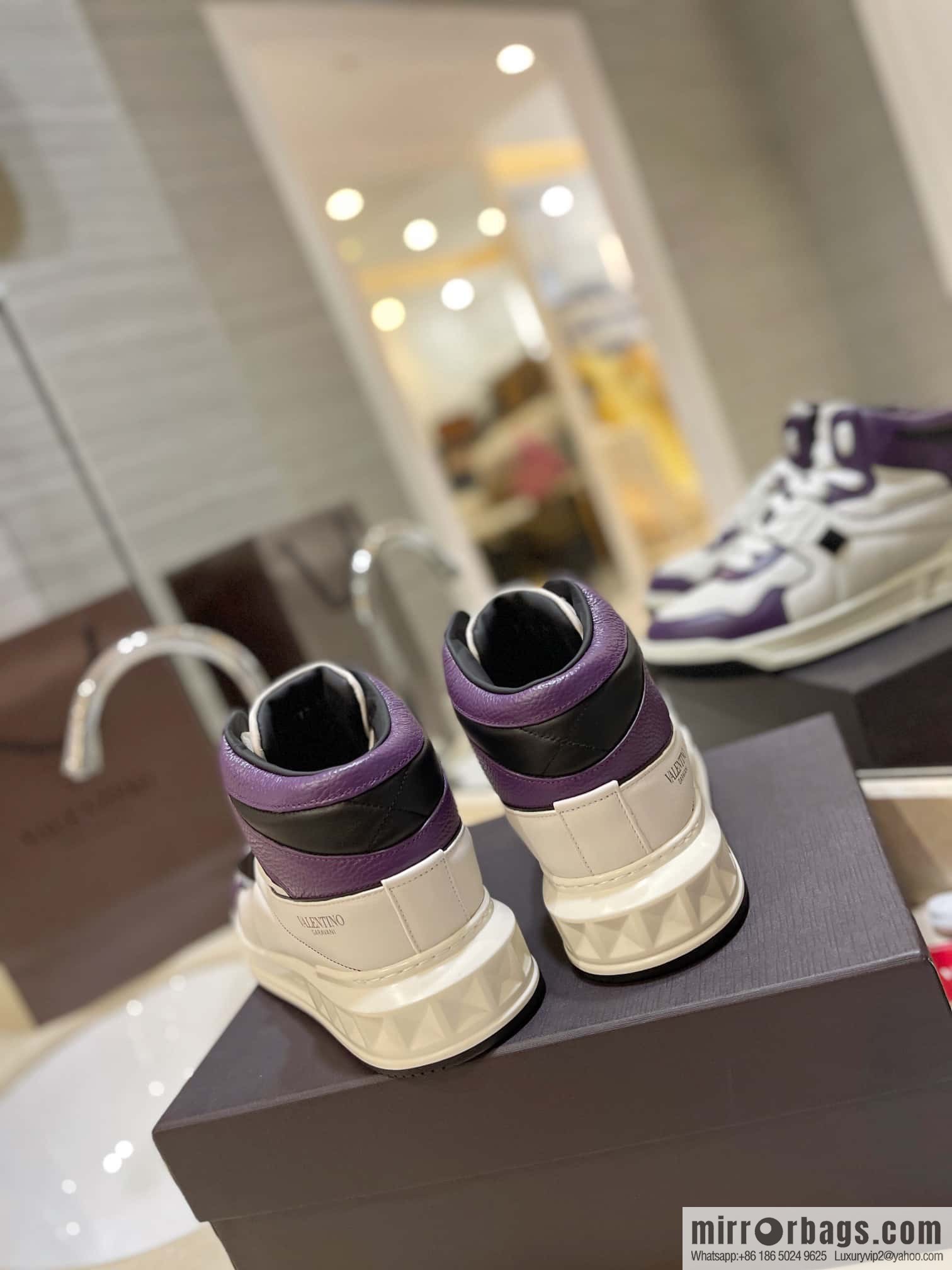 🐰🐰The highest-end high-top, the latest couple casual sports shoes at the franchise store, high-top shoes.