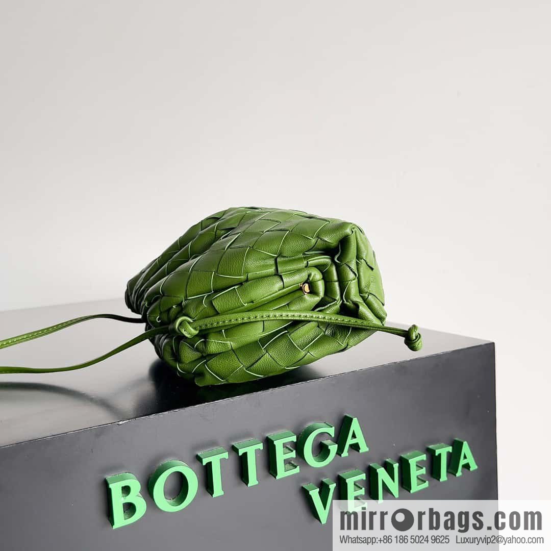 Bottega Veneta THE MINI POUCH 22CM Woven Cloud Bag 585852 Sage Green