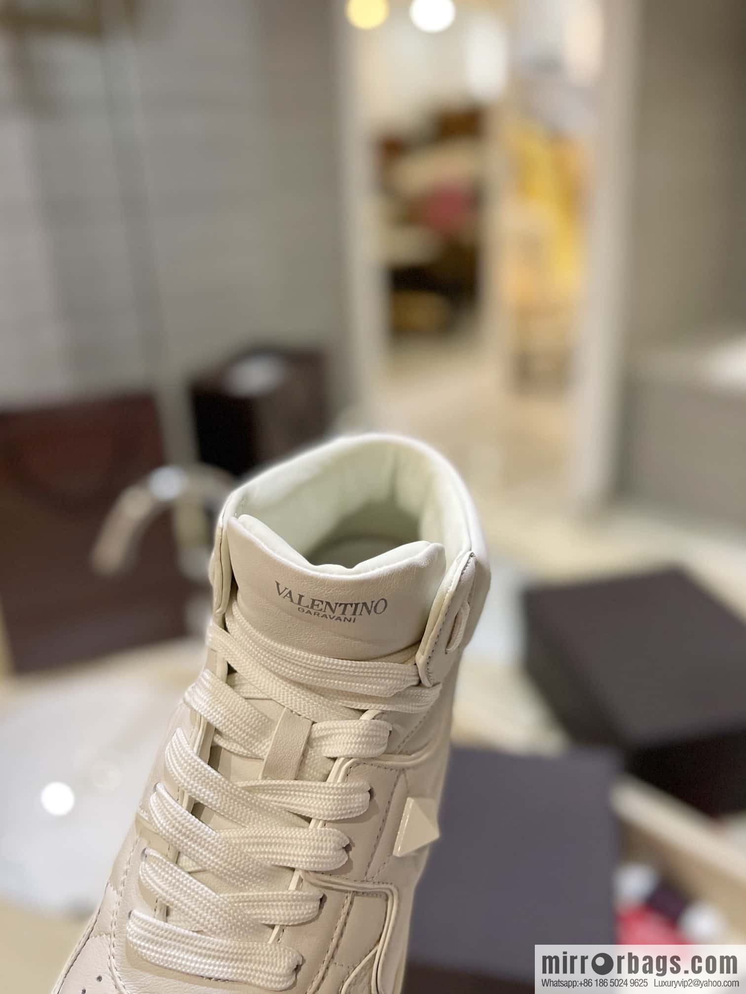 🐰🐰The highest-end high-top, the latest couple casual sports shoes at the franchise store, high-top shoes.