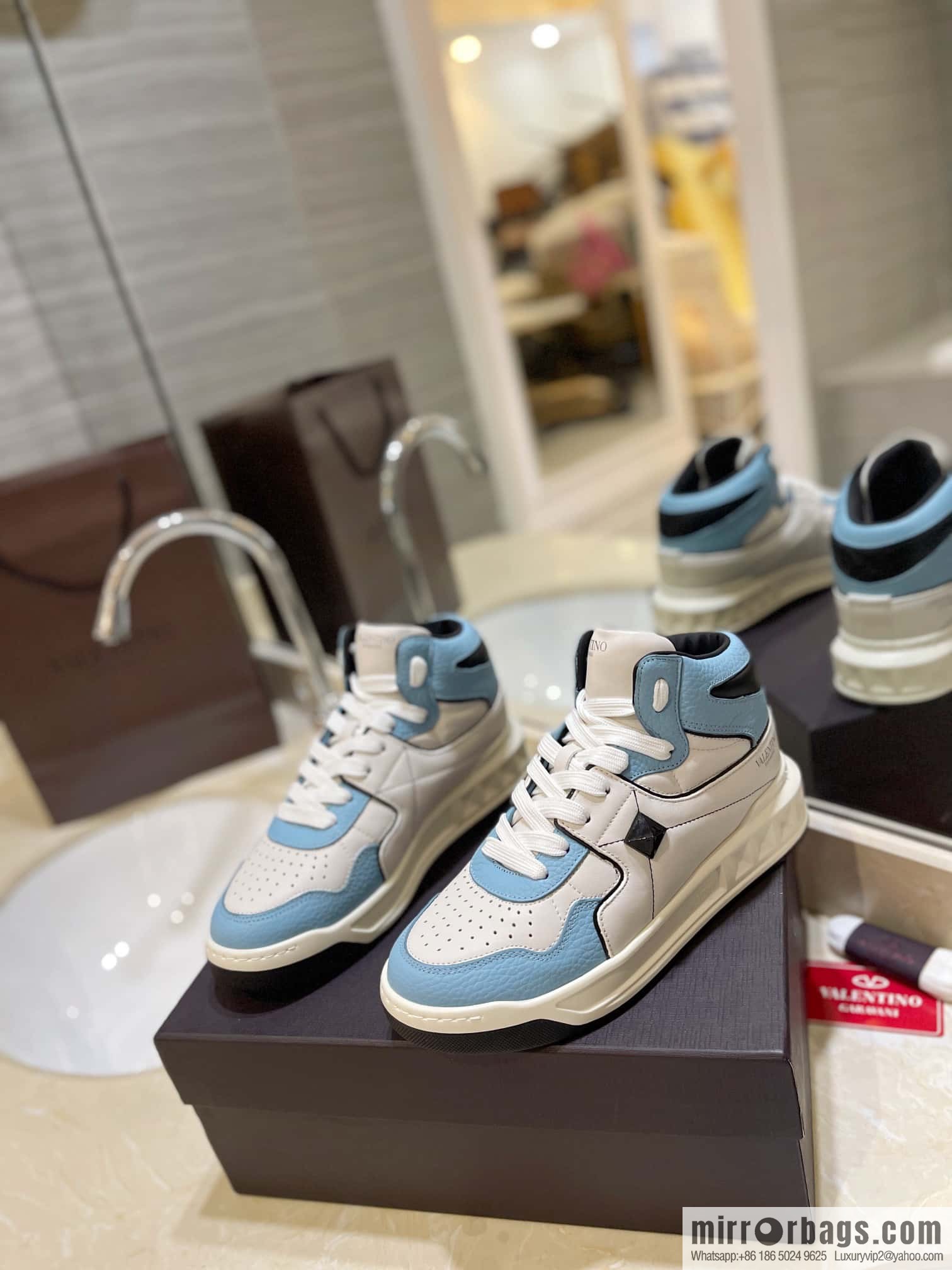 🐰🐰The highest-end high-top, the latest couple casual sports shoes at the franchise store, high-top shoes.