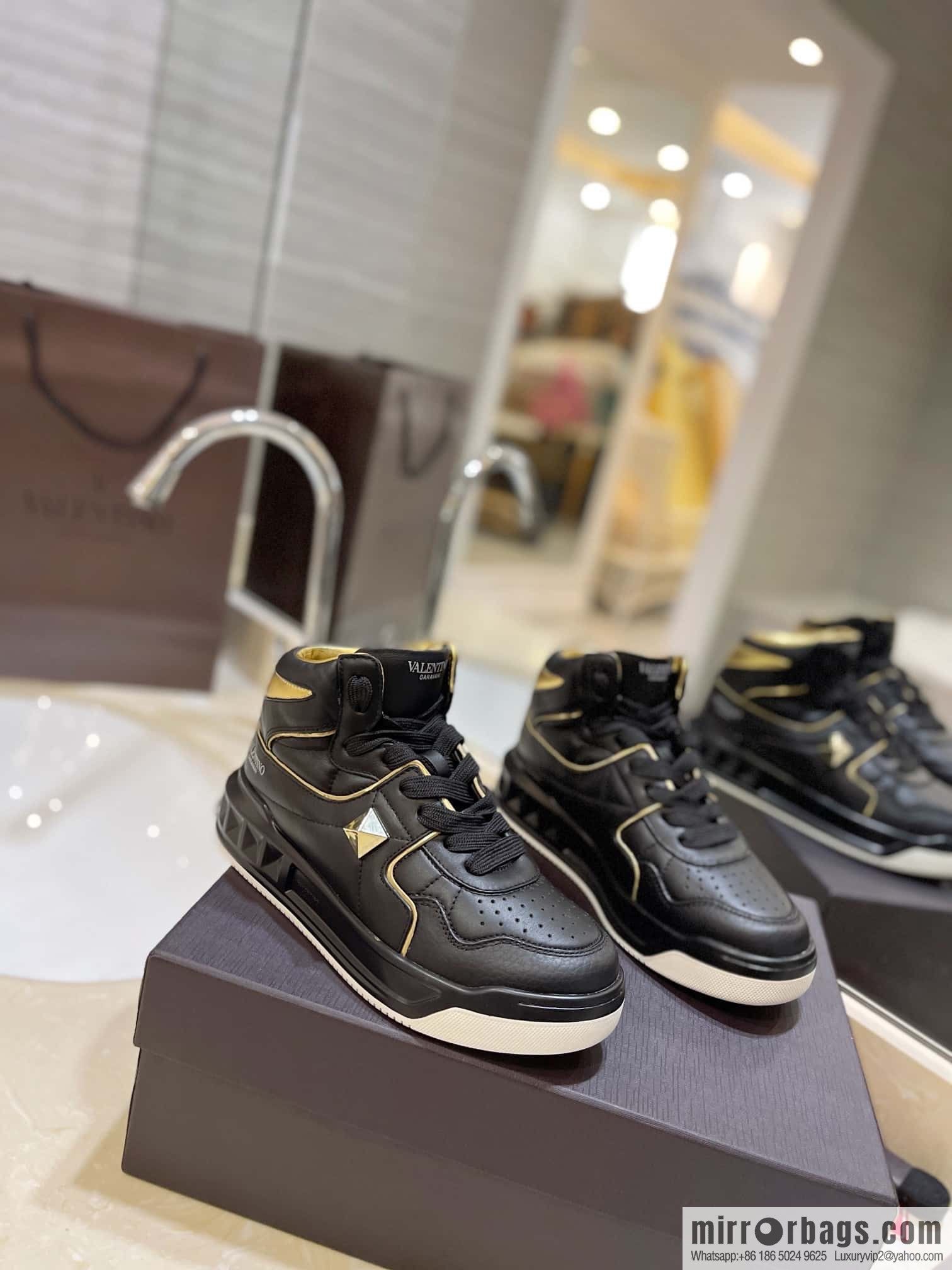 🐰🐰The highest-end high-top, the latest couple casual sports shoes at the franchise store, high-top shoes.