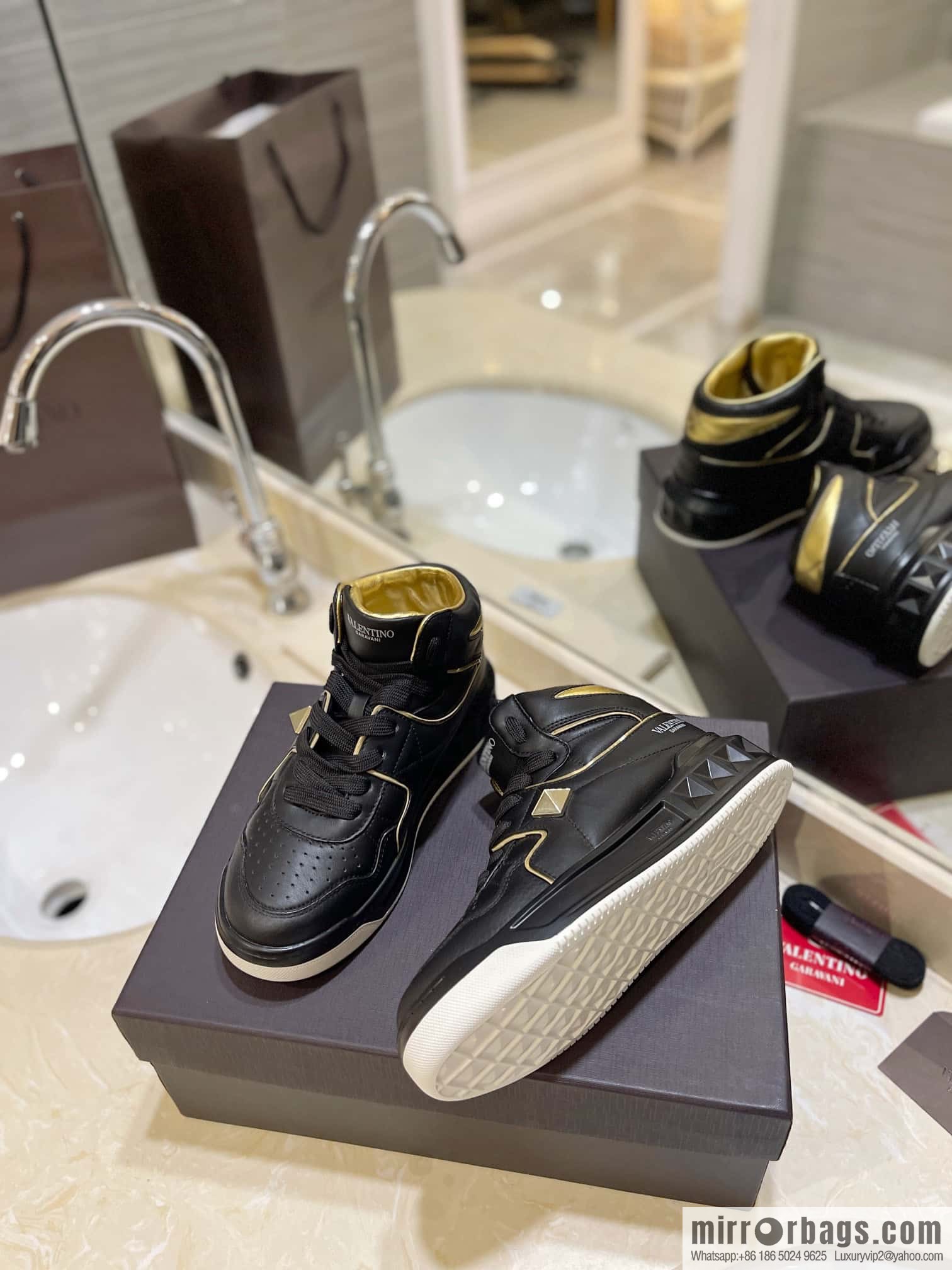 🐰🐰The highest-end high-top, the latest couple casual sports shoes at the franchise store, high-top shoes.
