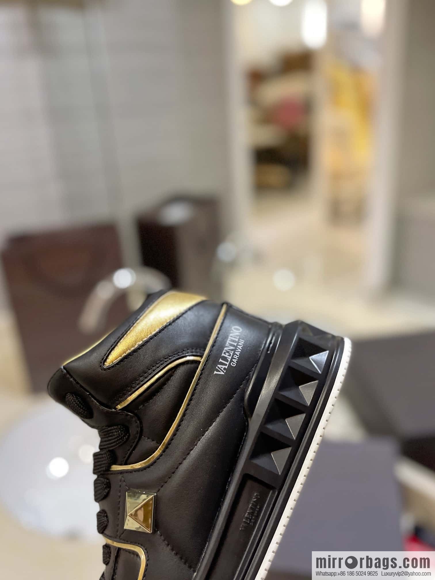 🐰🐰The highest-end high-top, the latest couple casual sports shoes at the franchise store, high-top shoes.