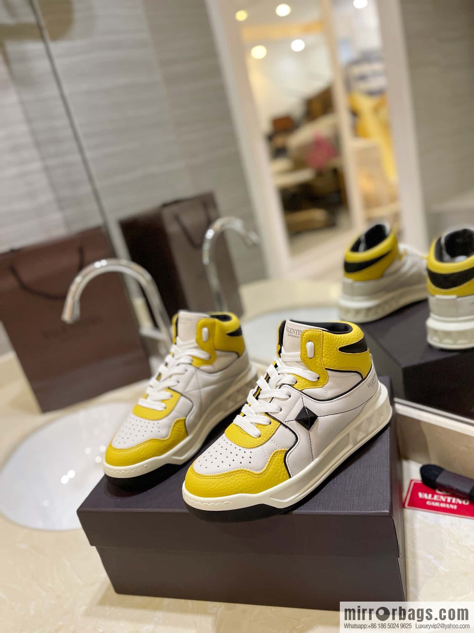 🐰🐰The highest-end high-top, the latest couple casual sports shoes at the franchise store, high-top shoes.