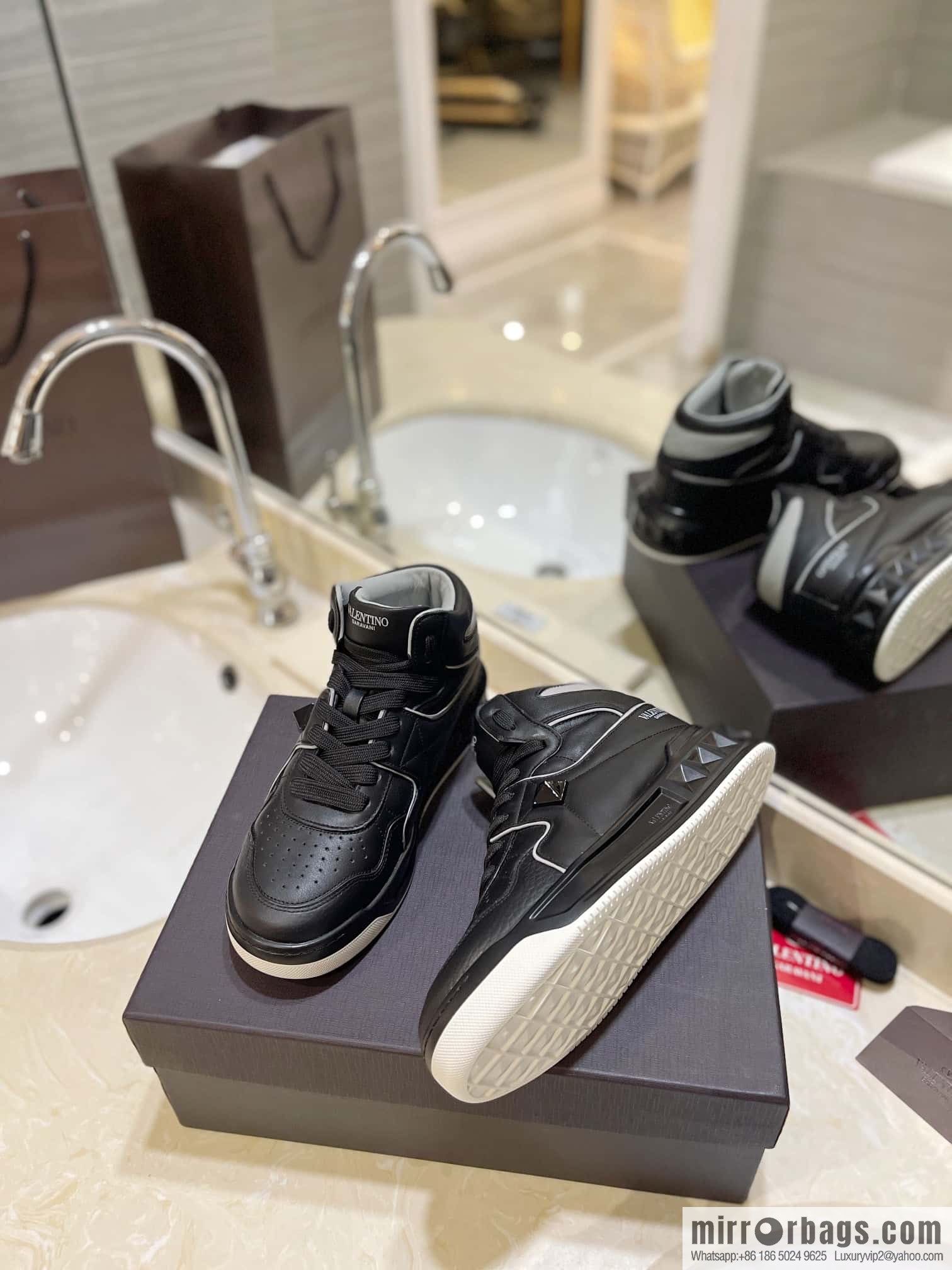 🐰🐰The highest-end high-top, the latest couple casual sports shoes at the franchise store, high-top shoes.