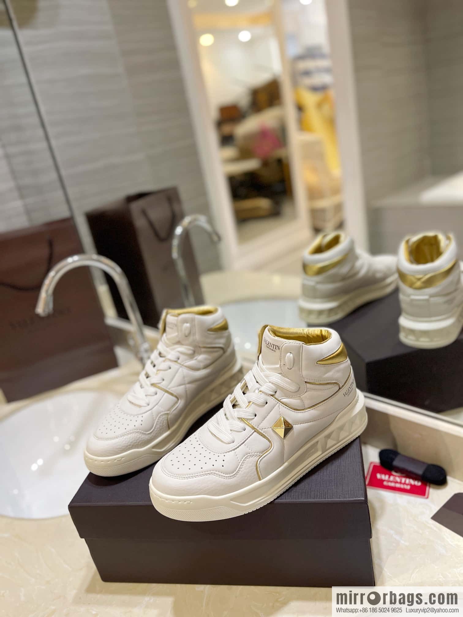 🐰🐰The highest-end high-top, the latest couple casual sports shoes at the franchise store, high-top shoes.