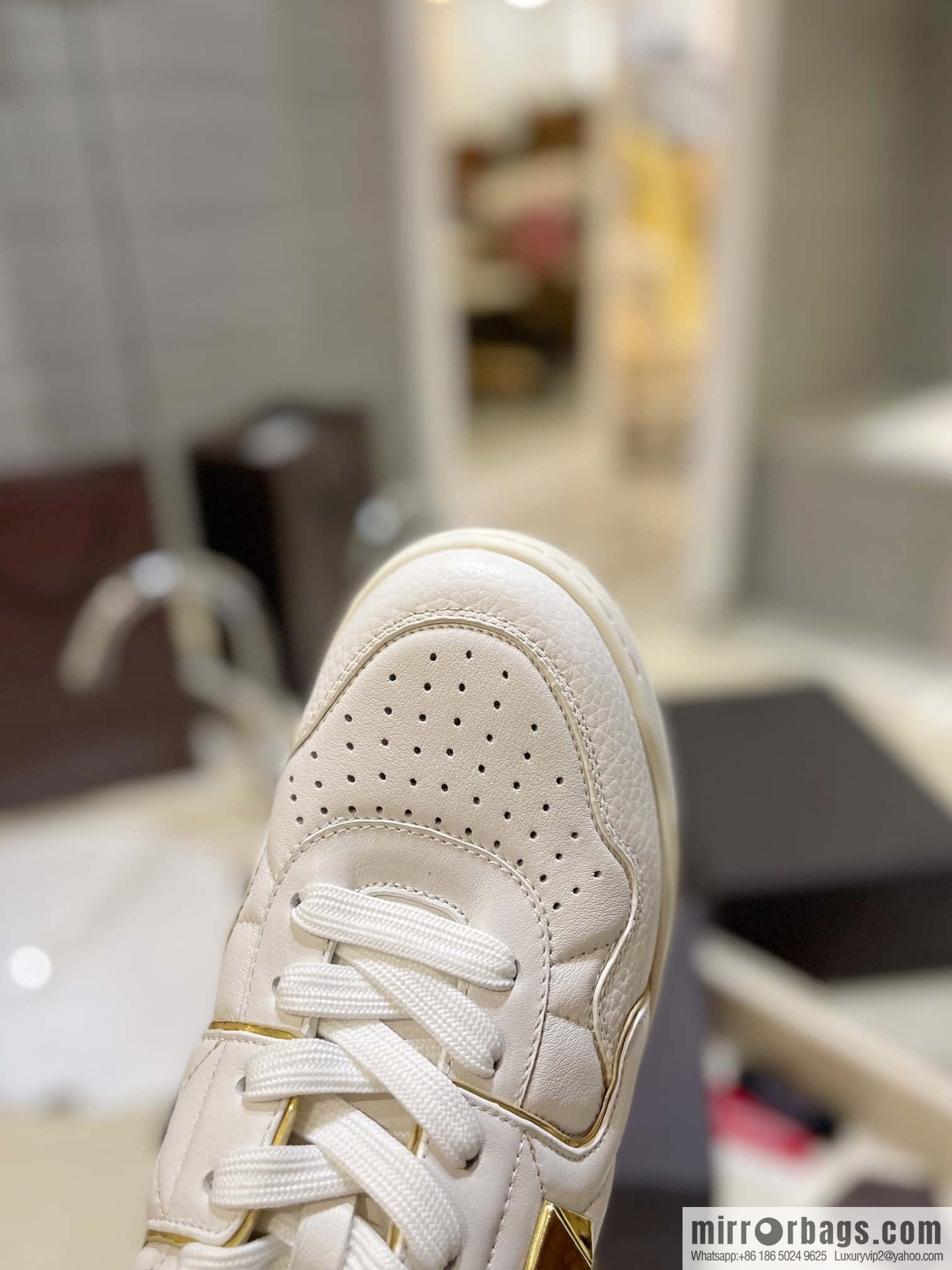 🐰🐰The highest-end high-top, the latest couple casual sports shoes at the franchise store, high-top shoes.