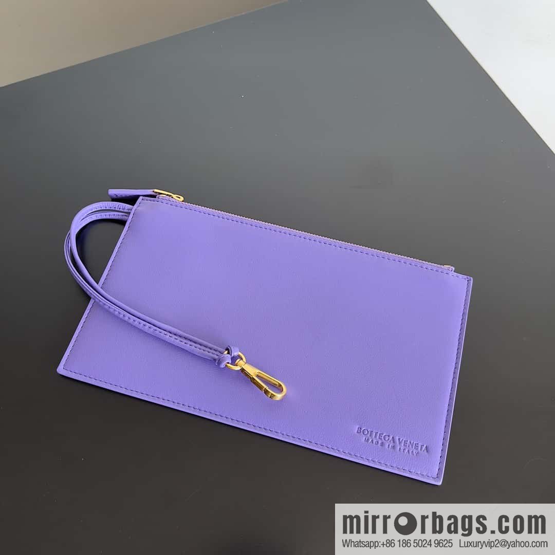B new Cabat large shopping bag model number: 608811 purple