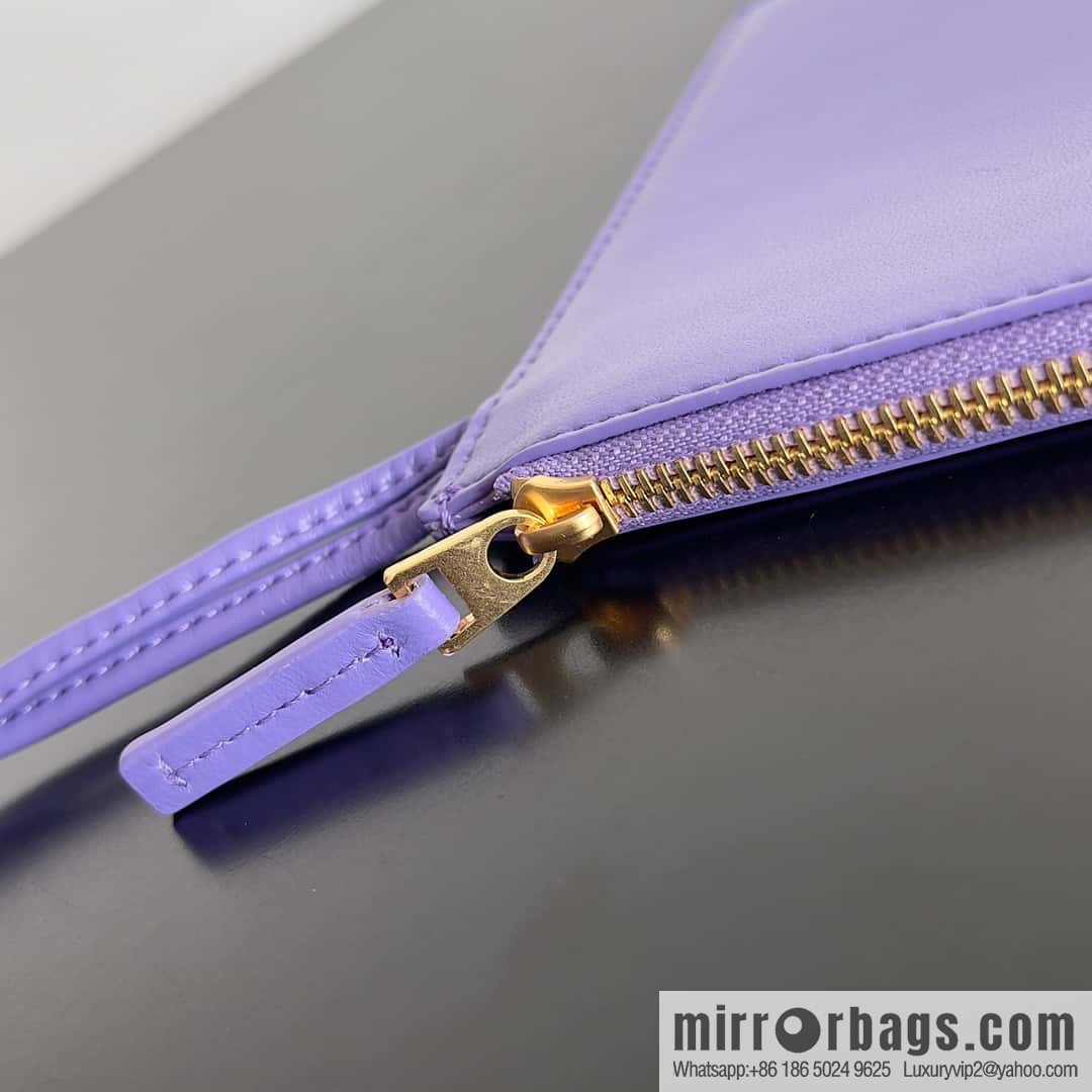 B new Cabat large shopping bag model number: 608811 purple