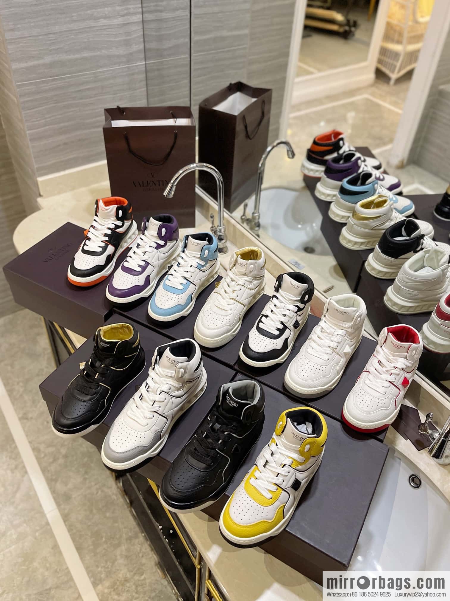 🐰🐰The highest-end high-top, the latest couple casual sports shoes at the franchise store, high-top shoes.