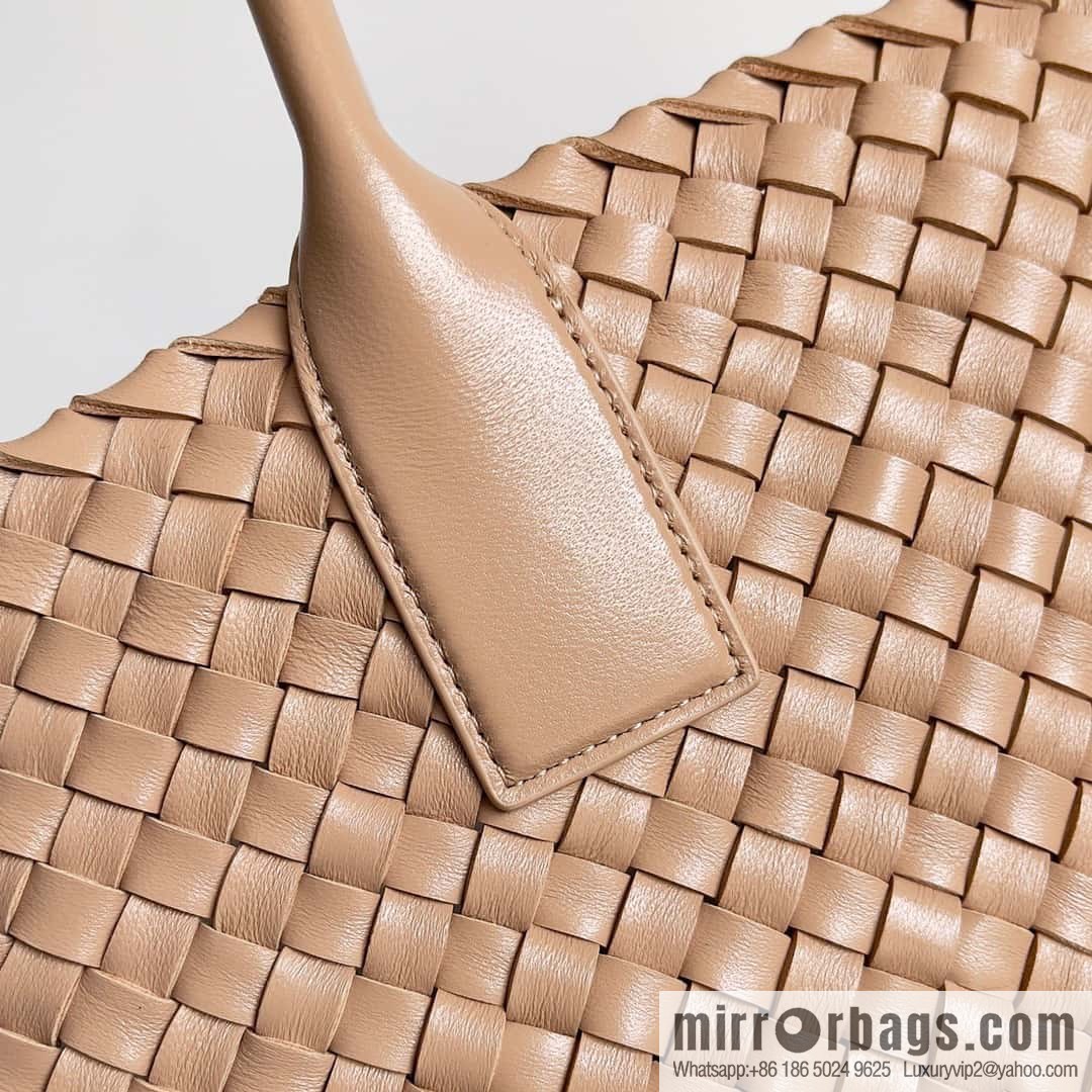 B new Cabat large shopping bag model number: 608811 tender pink