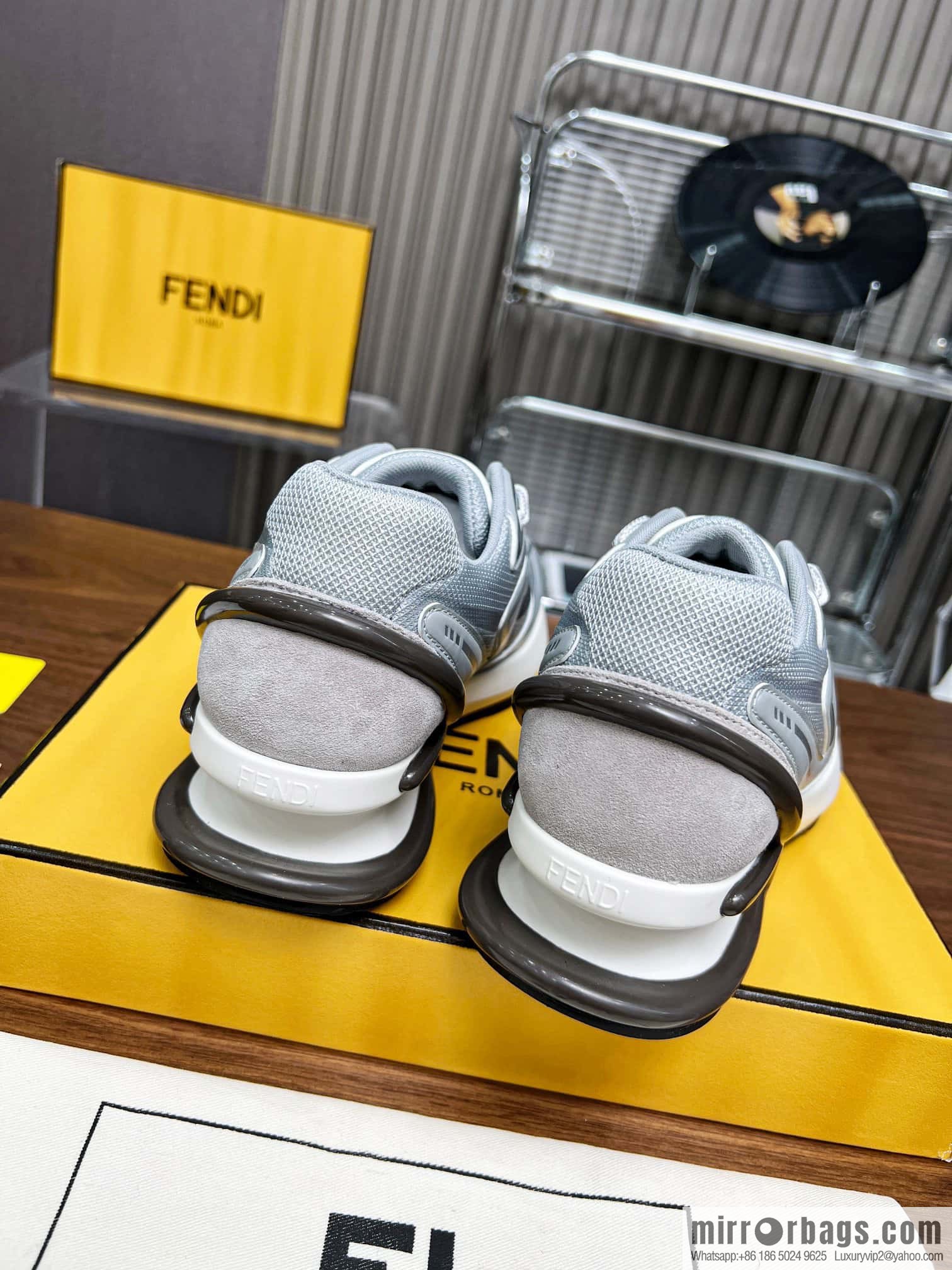 🐰🐰FENDI First 1 sports shoes 23 years of autumn and winter new products, the star is the same Fendi FW 23 autumn and winter new products
