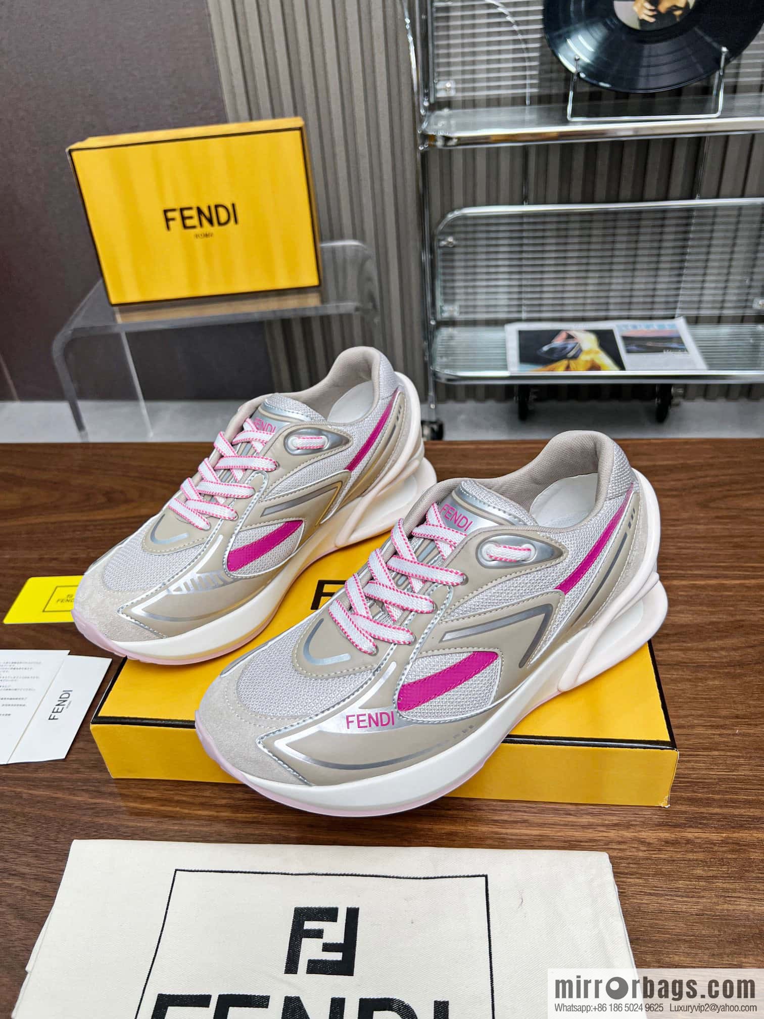 🐰🐰FENDI First 1 sports shoes 23 years of autumn and winter new products, the star is the same Fendi FW 23 autumn and winter new products