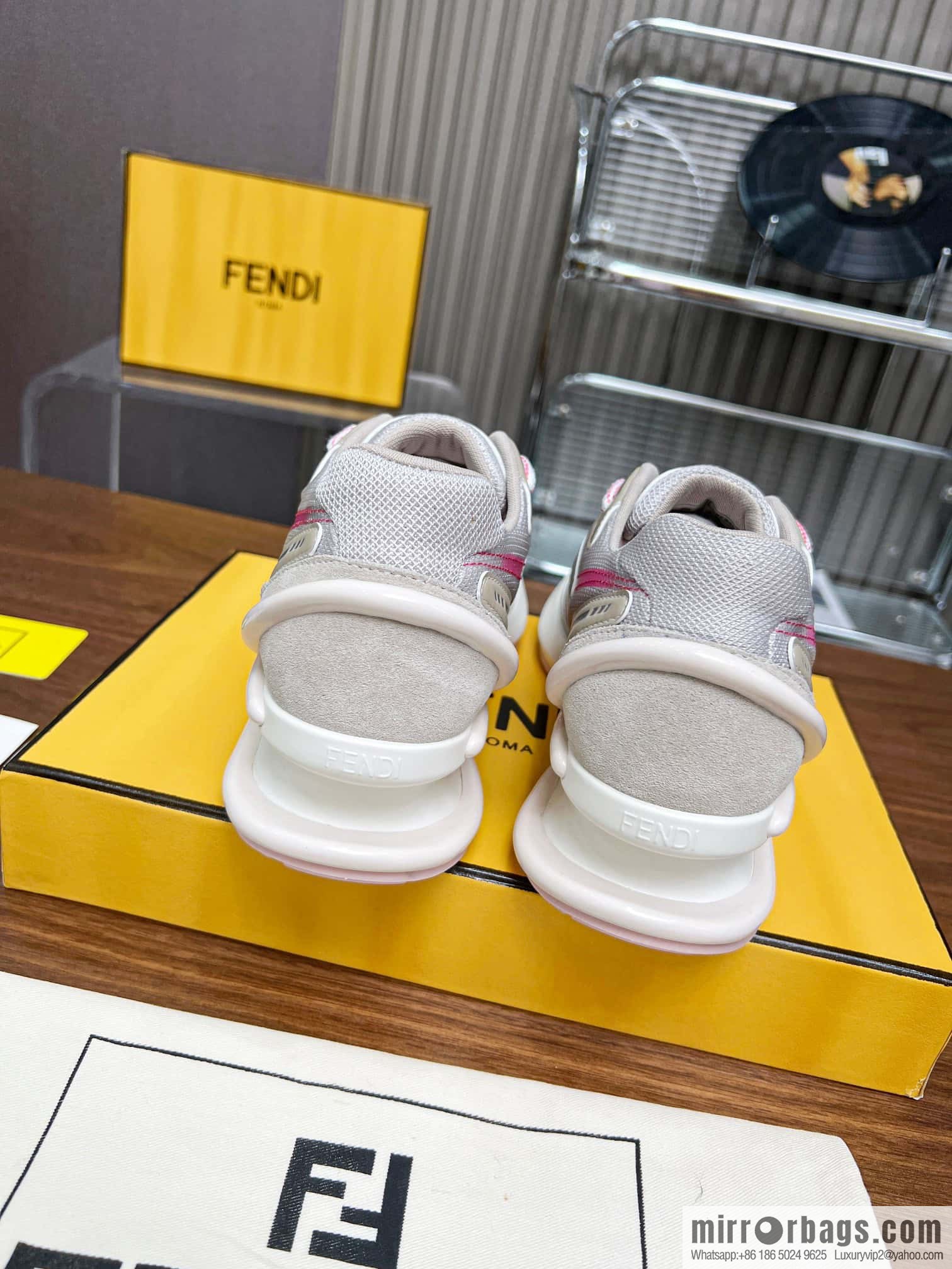 🐰🐰FENDI First 1 sports shoes 23 years of autumn and winter new products, the star is the same Fendi FW 23 autumn and winter new products