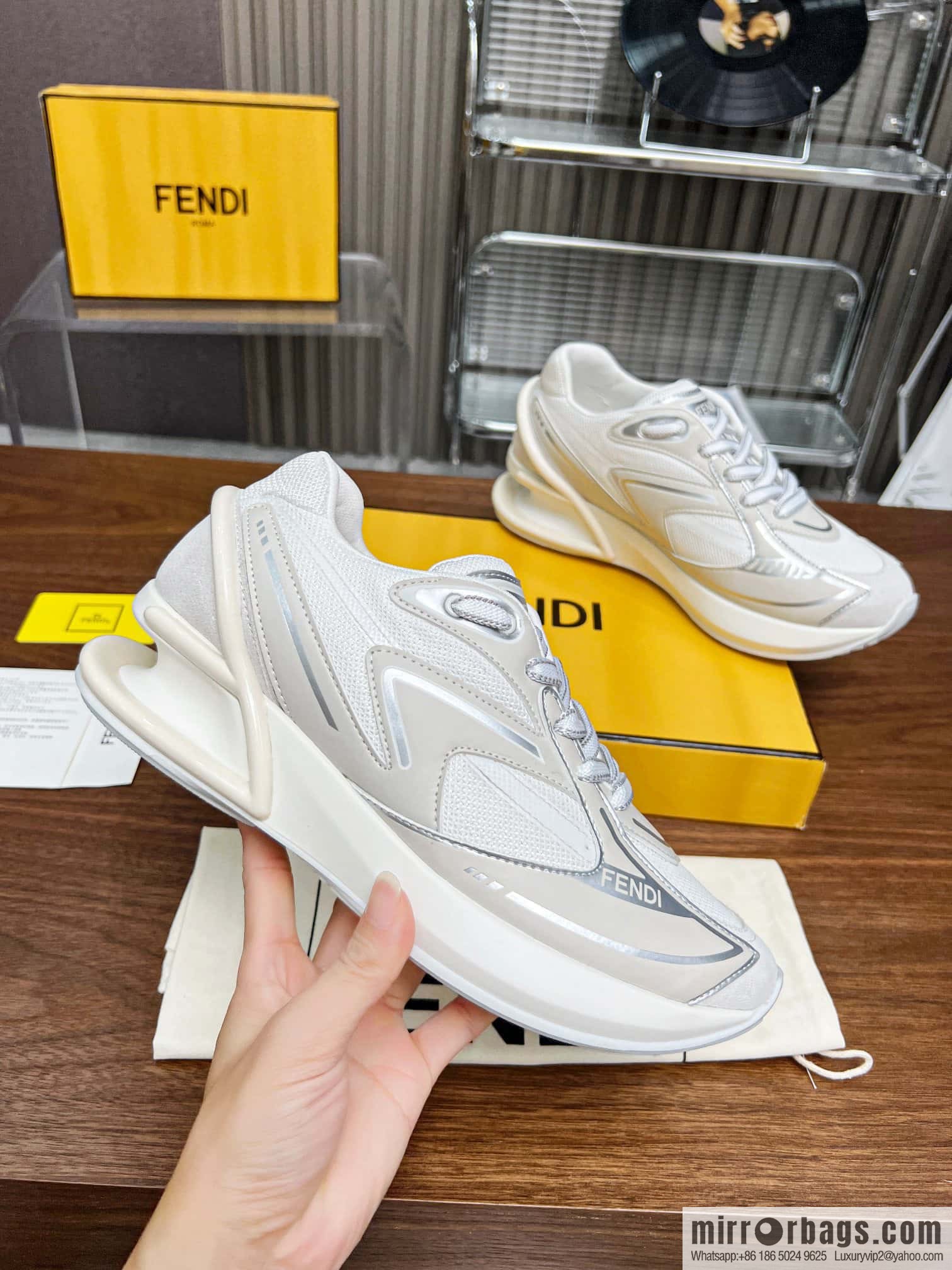 🐰🐰FENDI First 1 sports shoes 23 years of autumn and winter new products, the star is the same Fendi FW 23 autumn and winter new products