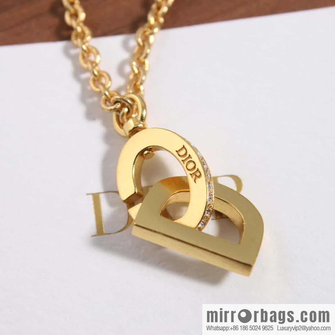 New ☑️ DIOR CD edge diamond necklace
