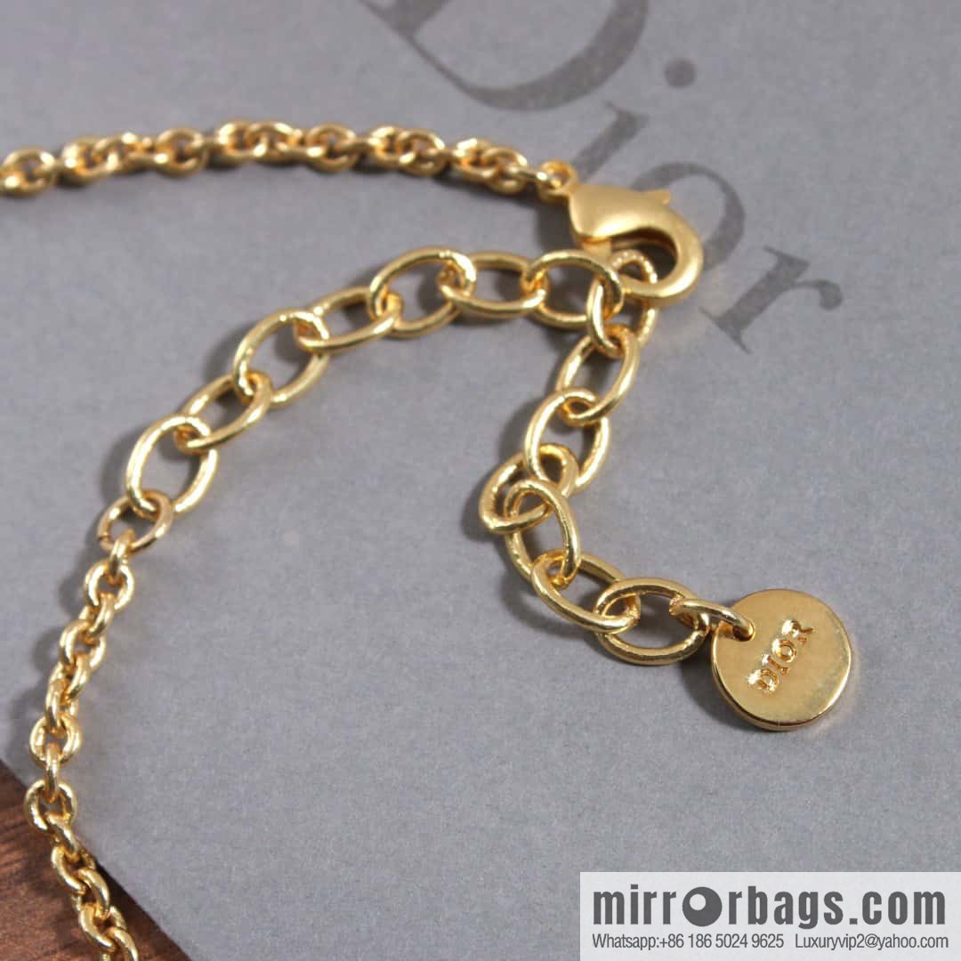 New ☑️ DIOR CD edge diamond necklace