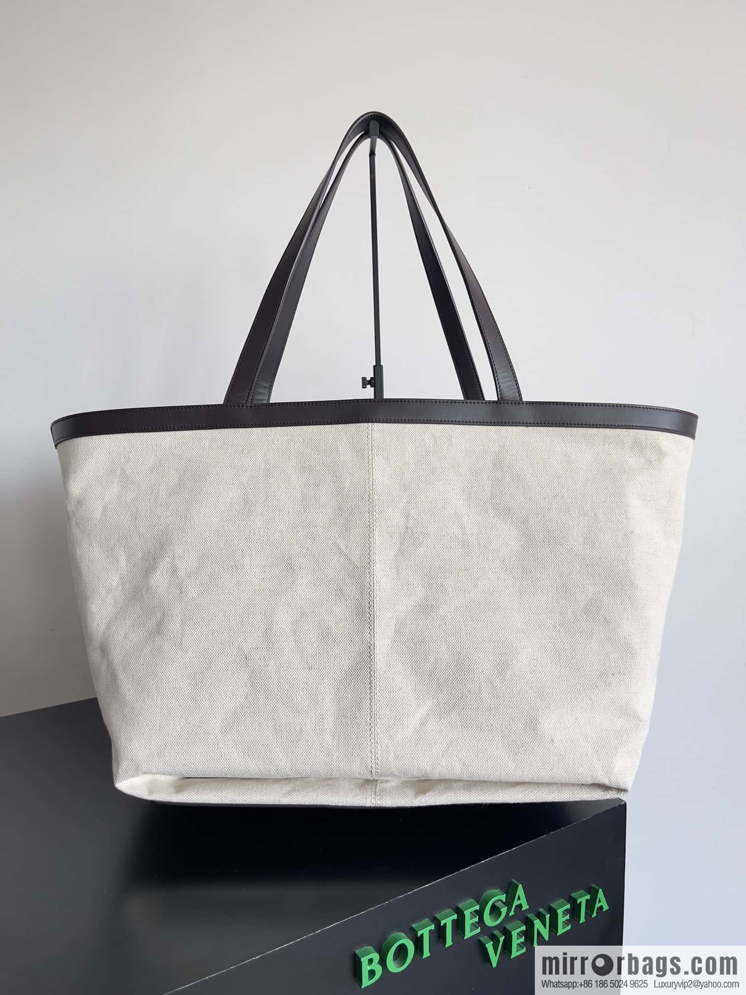 BV new structural Flip Flap tote handbag, model number: 754915 large.