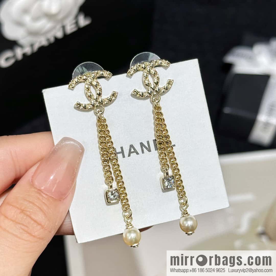 ❗️New ❗️☀️ new ☑️ chanel c1 double c tassel pearl stud earrings ☀️