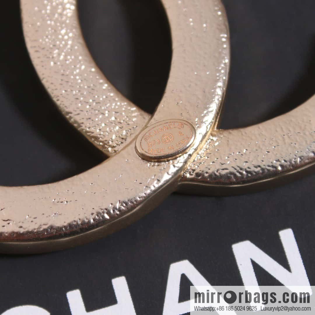 ☀️New ☑️ Chanel Gold Wheat Ear Embossed Texture Double C Brooch ☀️