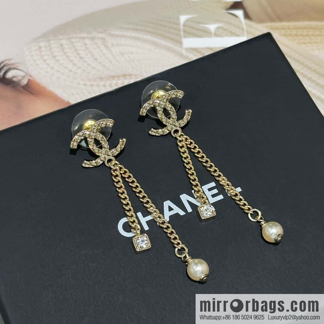 ❗️New ❗️☀️ new ☑️ chanel c1 double c tassel pearl stud earrings ☀️