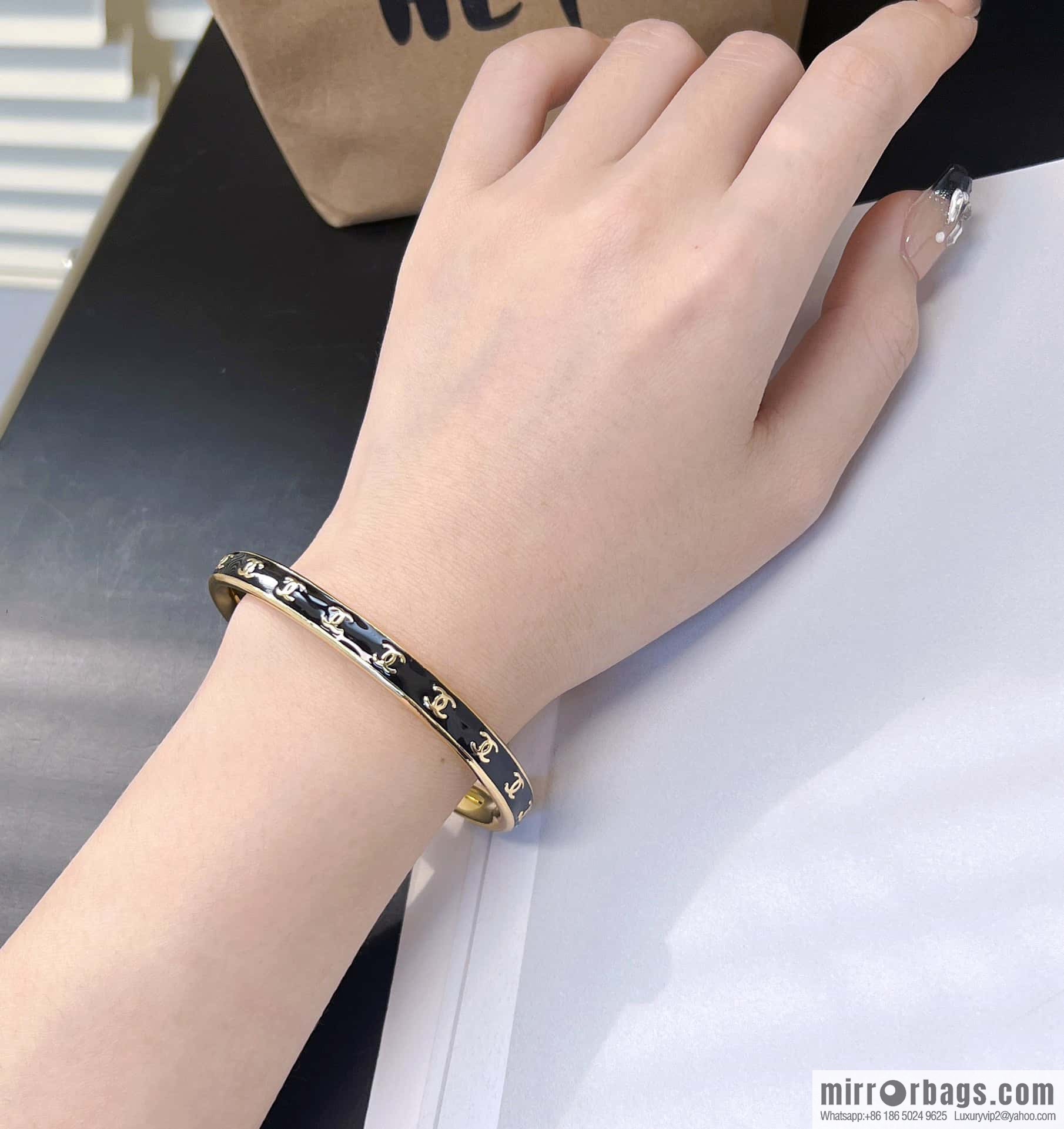 ❗️New ❗️☀️ New ☑️ Chanel Double C Drop Oil Opening Bracelet ☀️