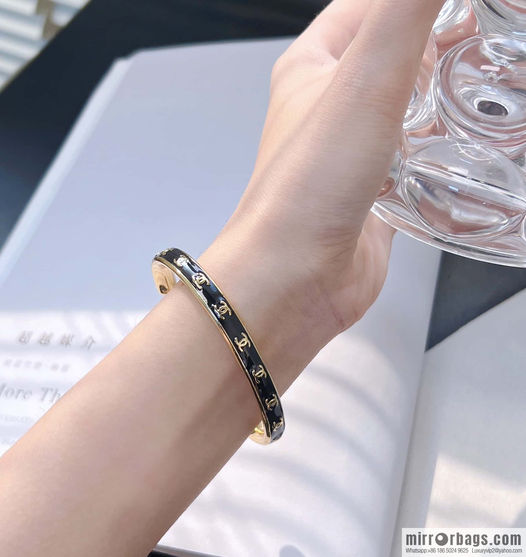 ❗️New ❗️☀️ New ☑️ Chanel Double C Drop Oil Opening Bracelet ☀️